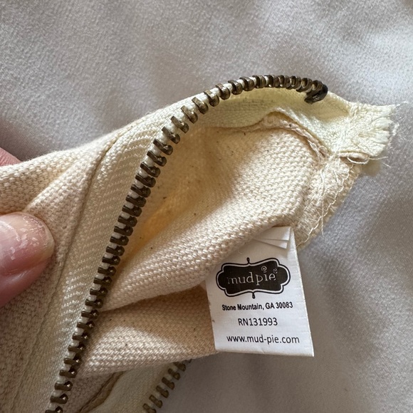 Mudpie | Cream Canvas Zipper Pouch - Picture 5 of 6